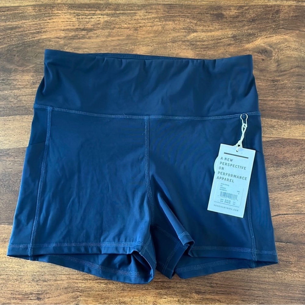 Vuori stride short